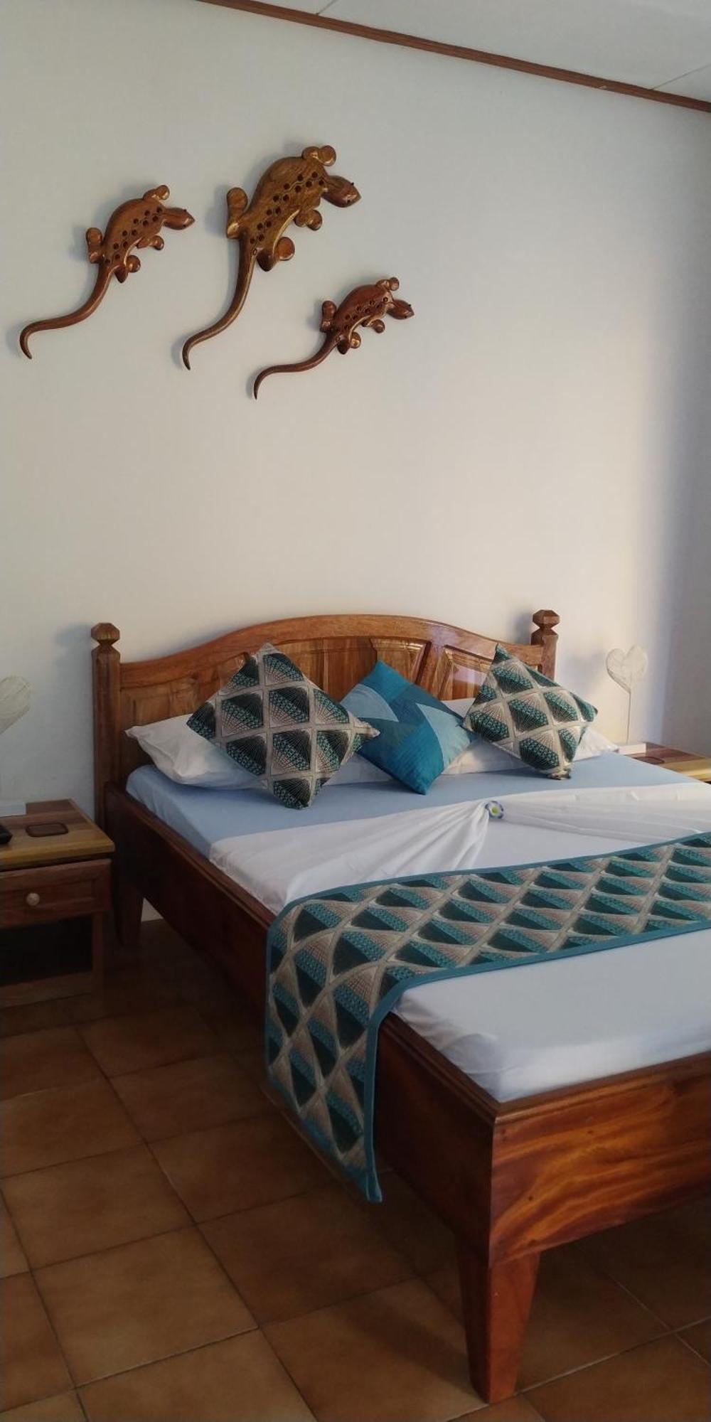 لا ديج Chez Mera Self Catering الغرفة الصورة